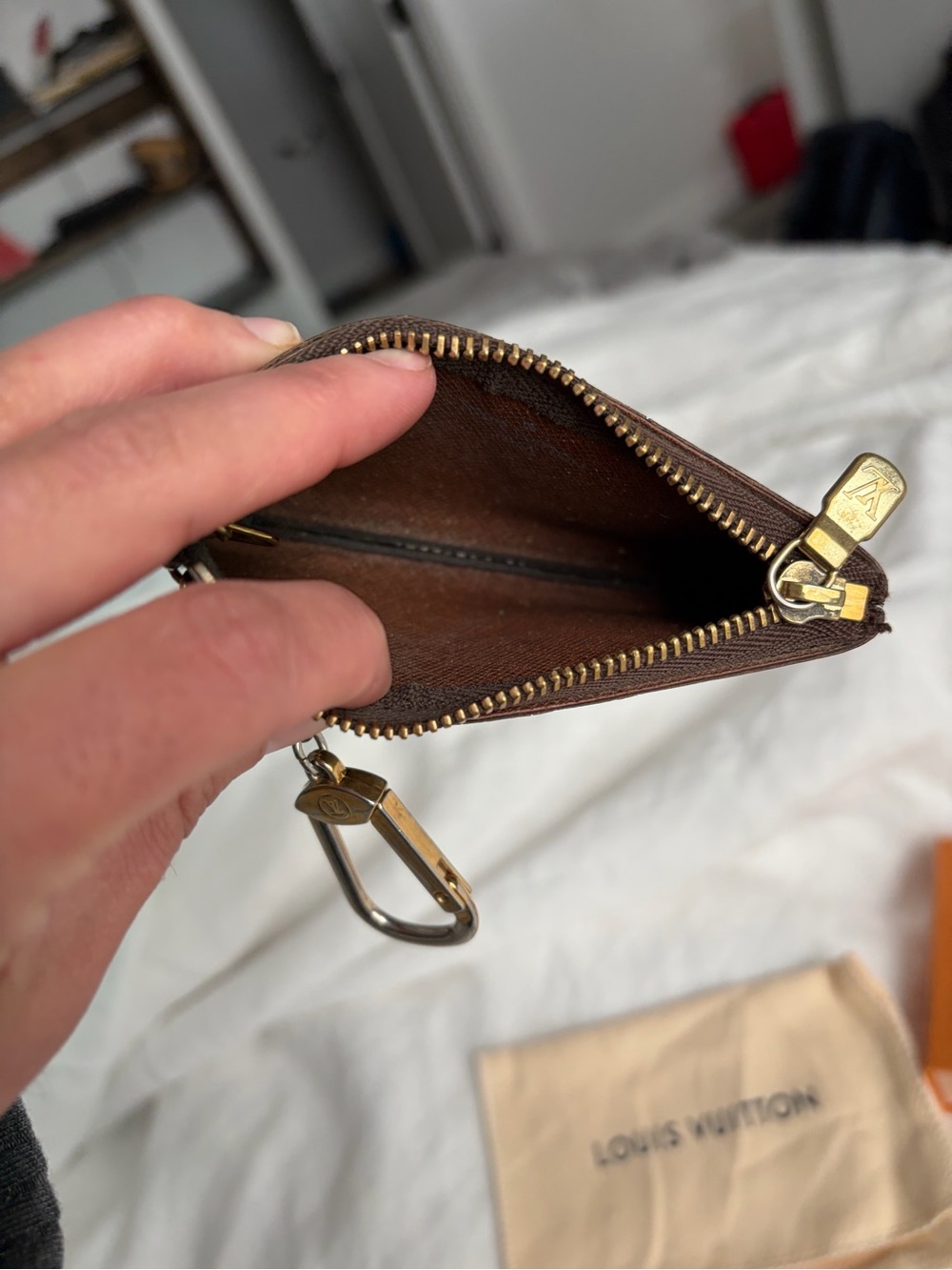 Louis Vuitton Key Pouch - Picture 4 of 12